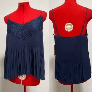 Womens top by Harlowe & Graham ~ Size Small ~ Lining & Metal Hardware